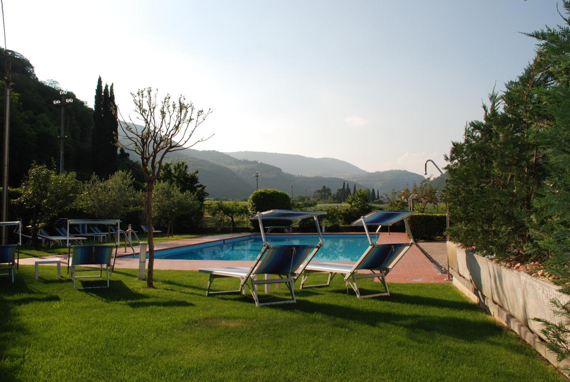 Hotel La Pergola Grezzana Buitenkant foto