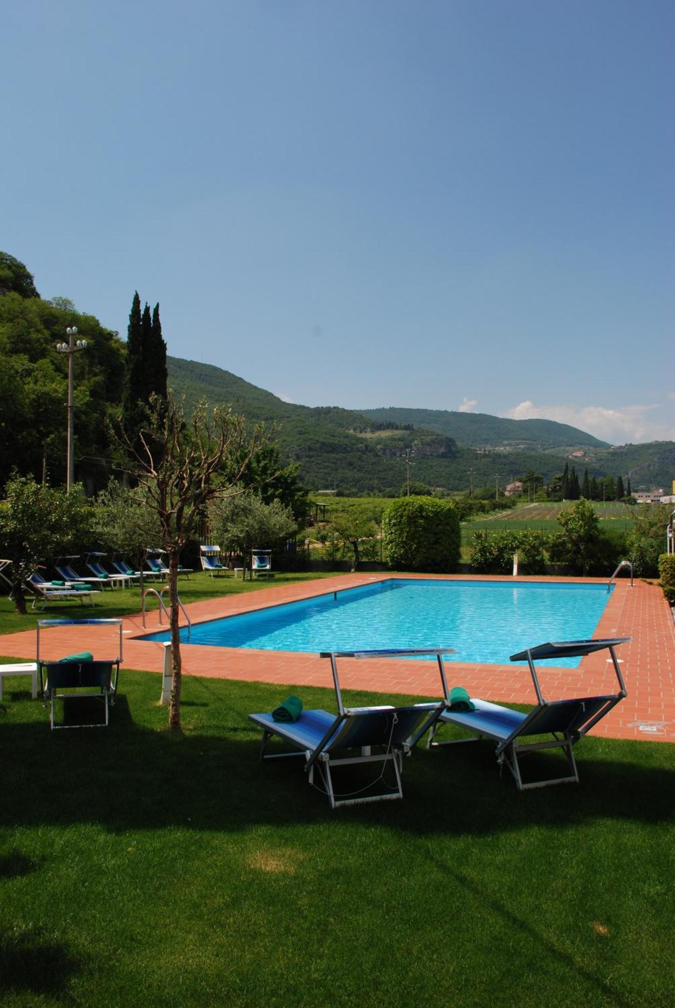 Hotel La Pergola Grezzana Buitenkant foto