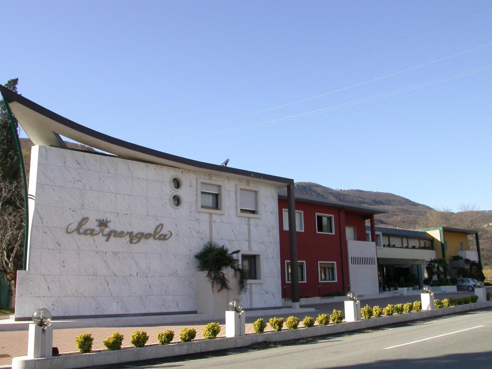 Hotel La Pergola Grezzana Buitenkant foto